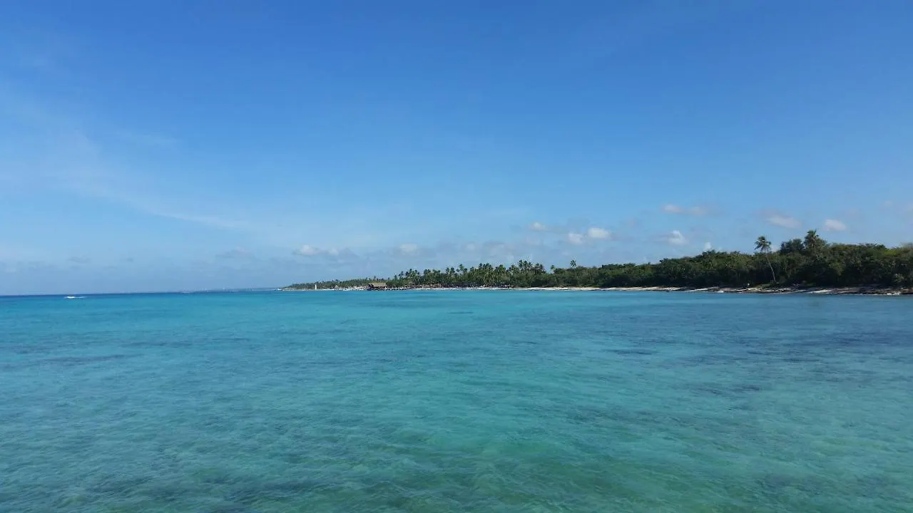The Blue Lagoon Of The Caribbean Sea. Velero 205.Cadaques Caribe La Fragata